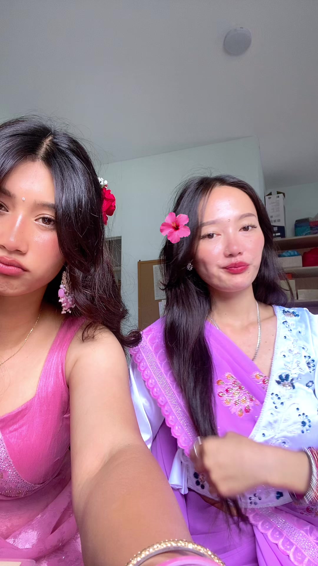 @Muna Rai