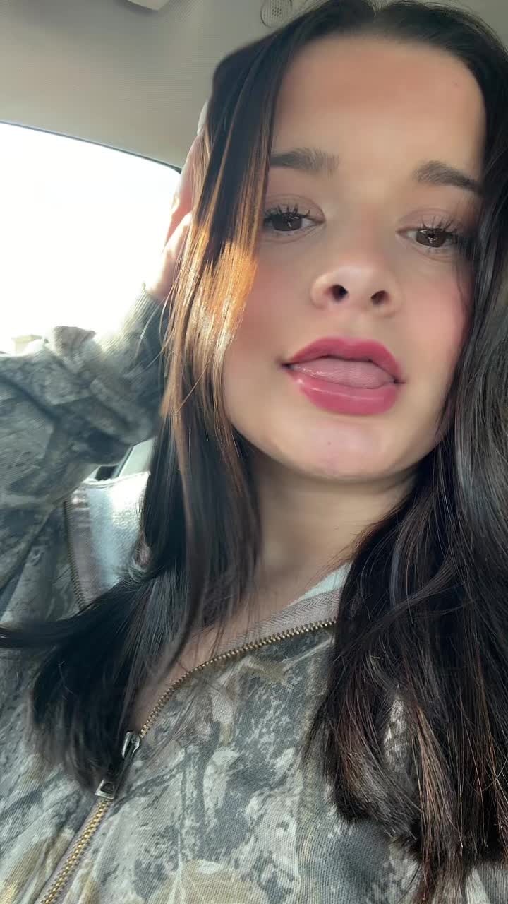 @Kyla Santino🍒🐆🎱
