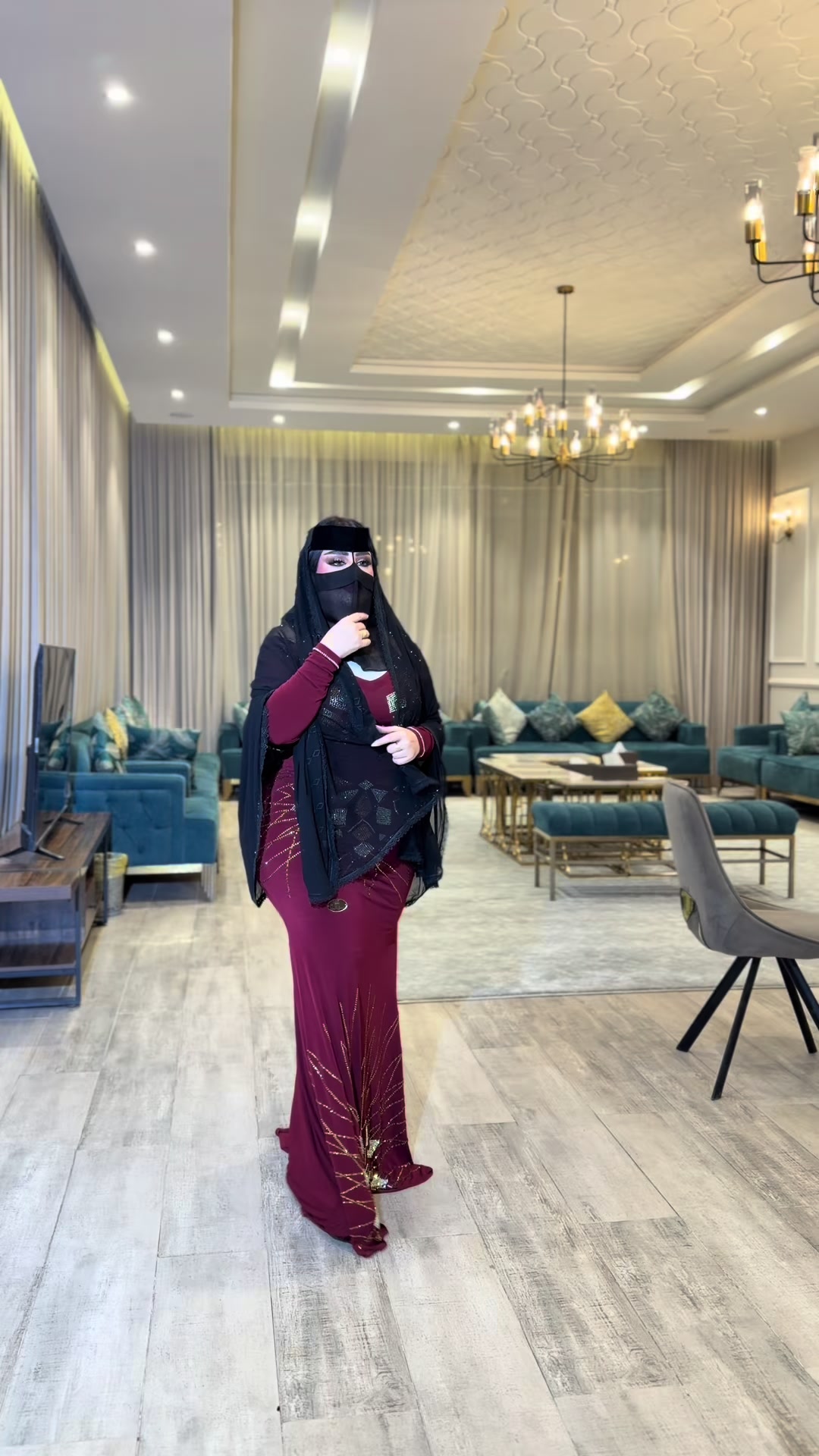 @المصممه عنق المها🦌