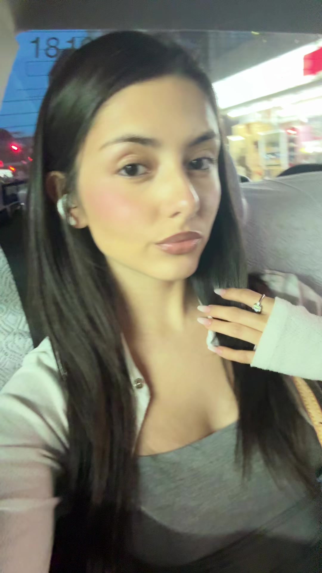@Emilia Valentina