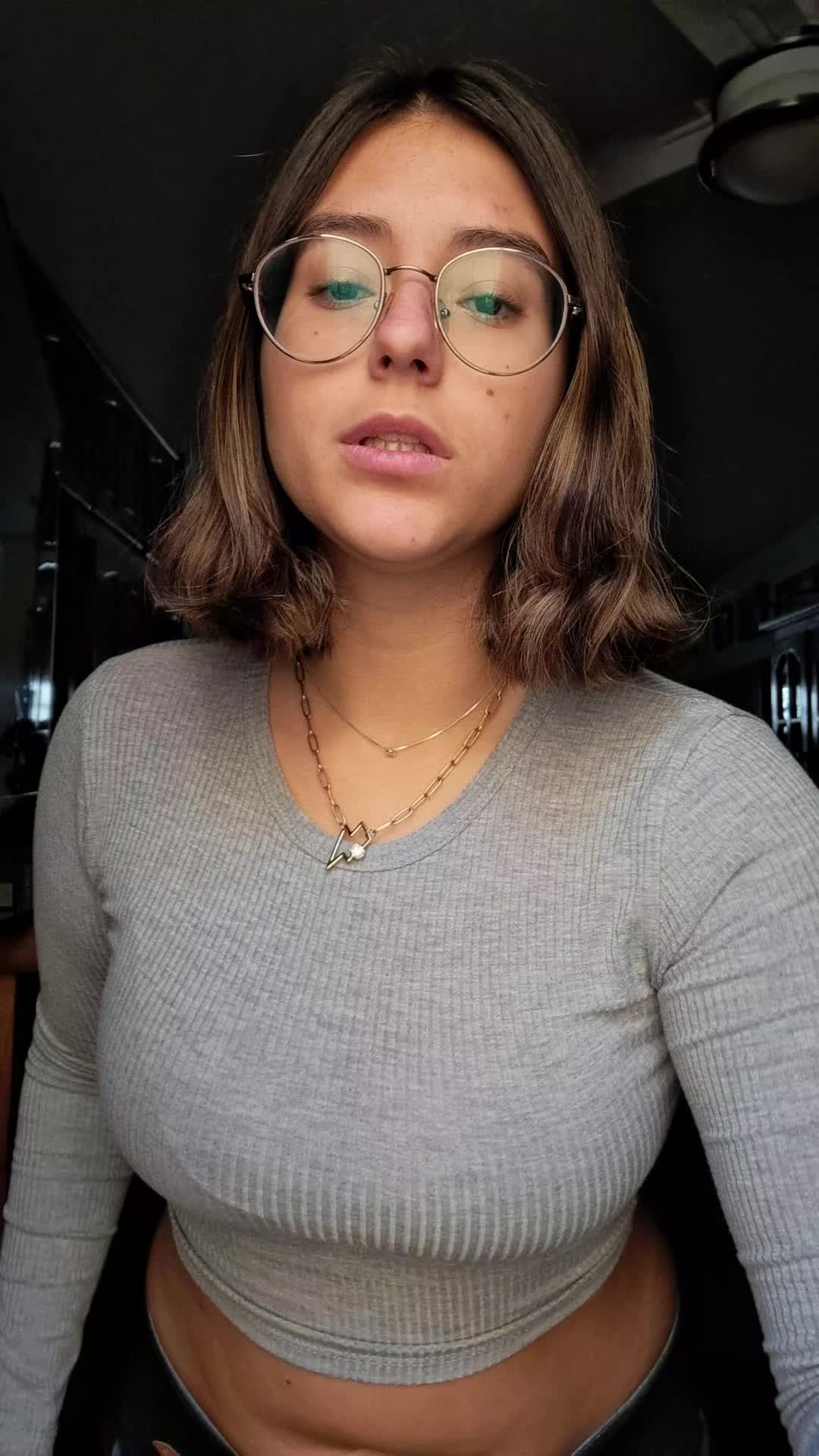@Vicku