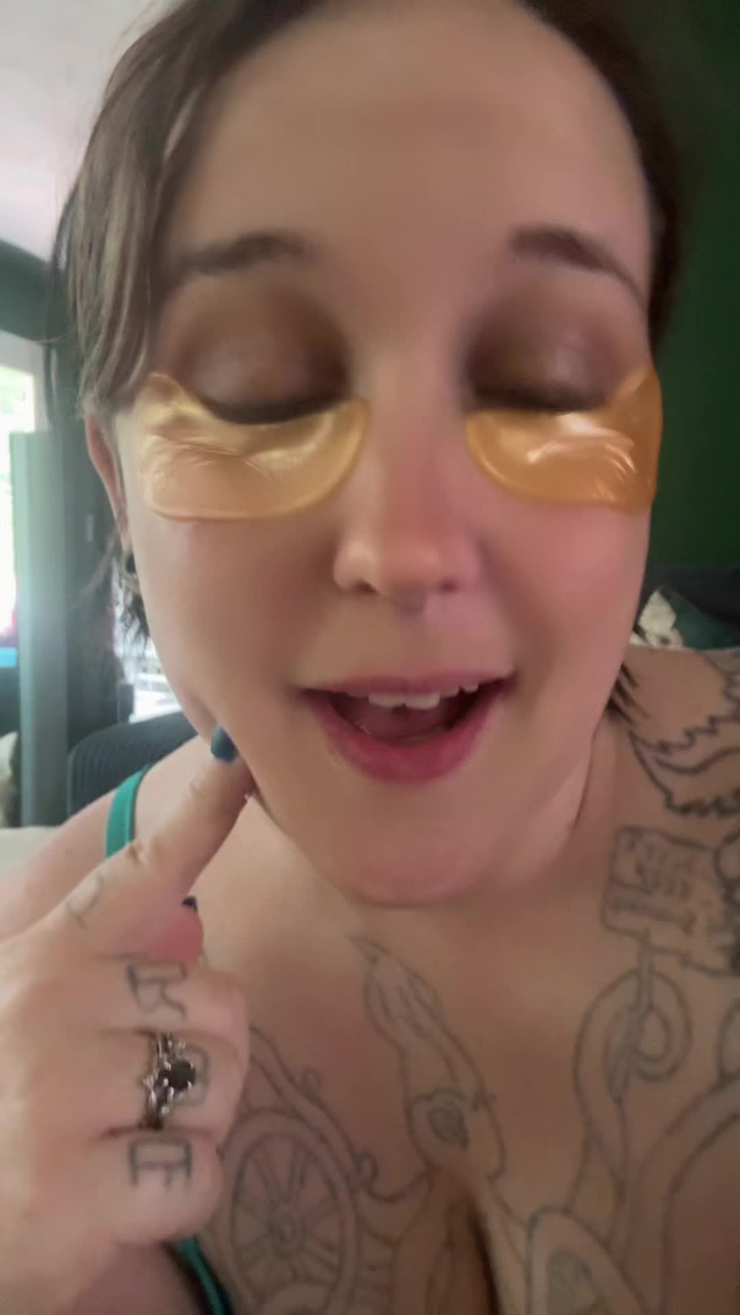 @Kit_T22