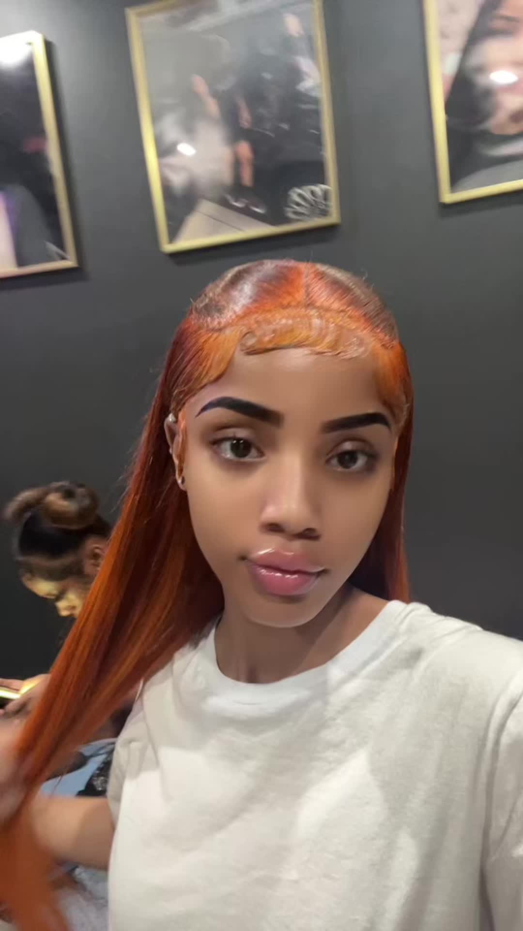 @🦢