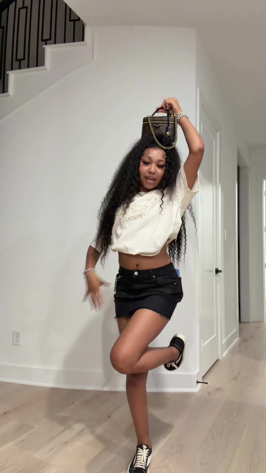 @vivi