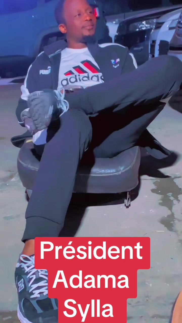 @๐ท๐น๐ฐ๐ต๐ช๐ฌ-๐ซ๐๐
๐๐คด๐ป