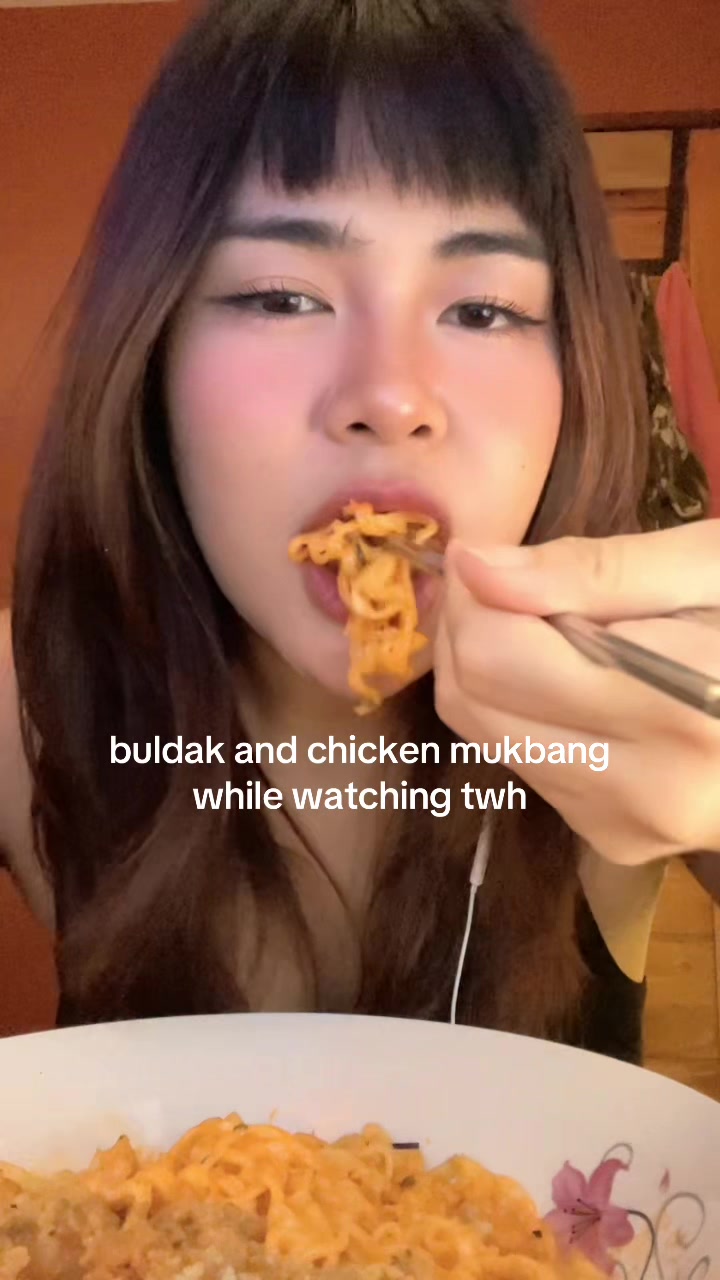 @️