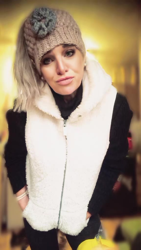 @✞ Ellieೃ⁀➷♡