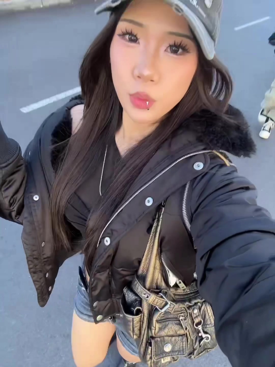 @(๑╹ω╹๑ )