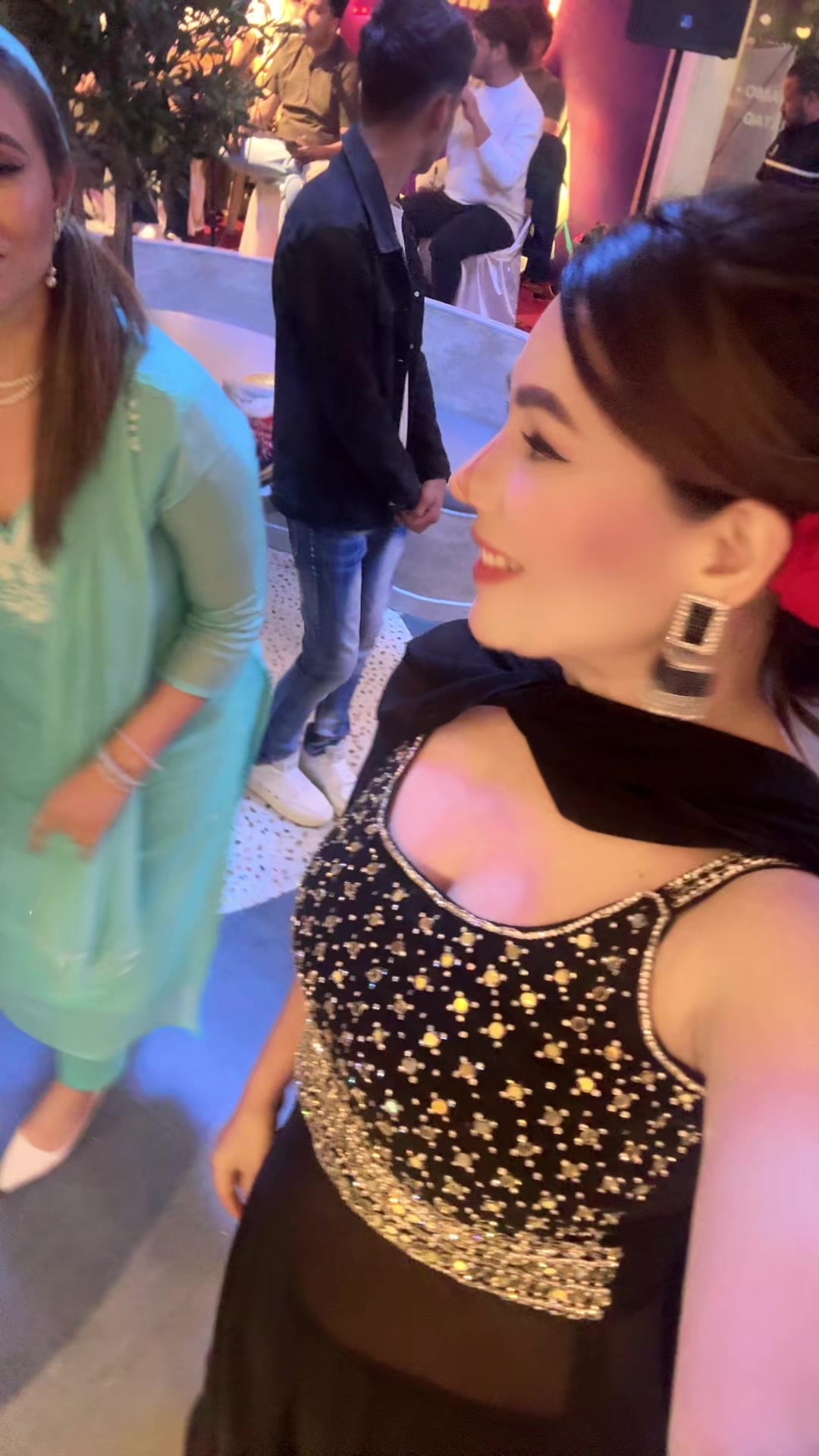 @chandani_kc