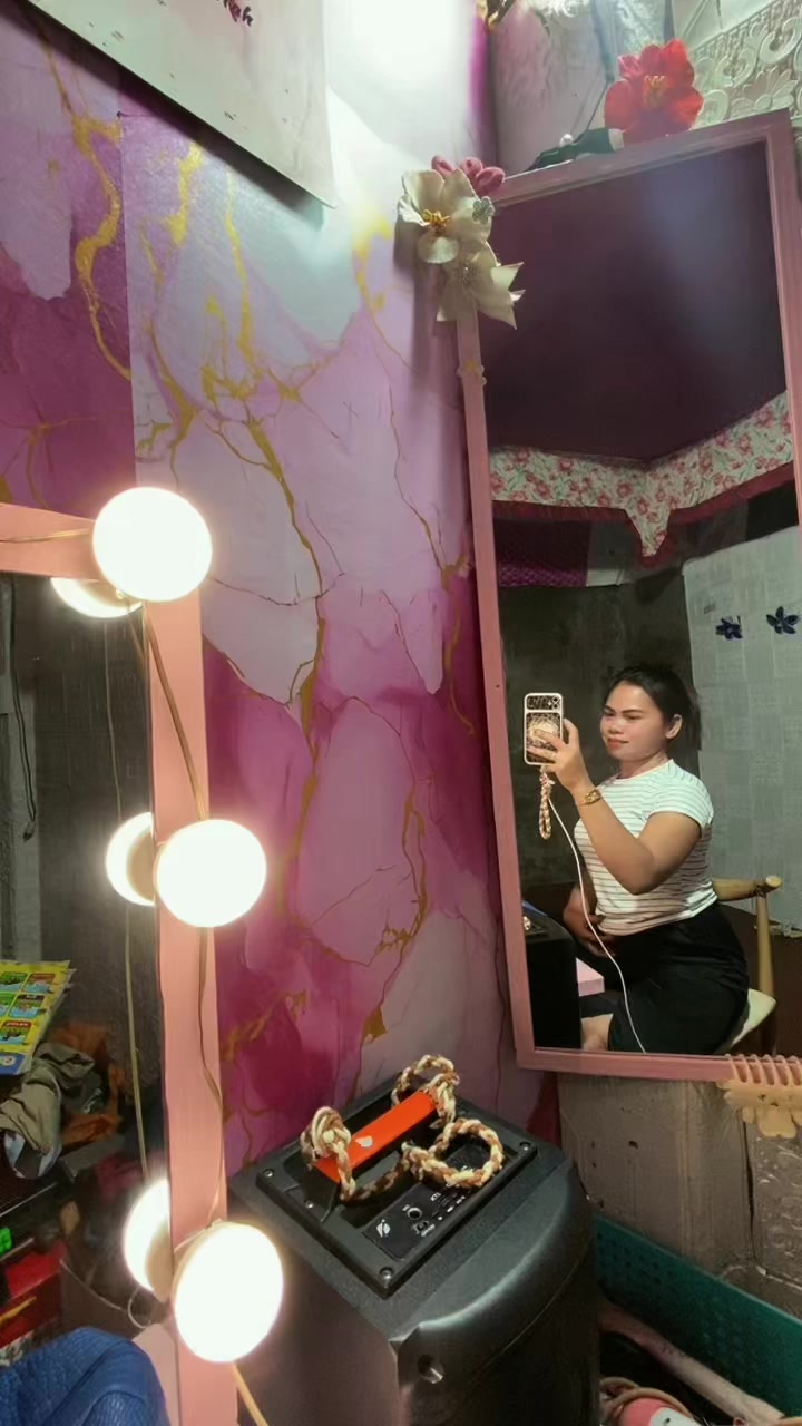 @_