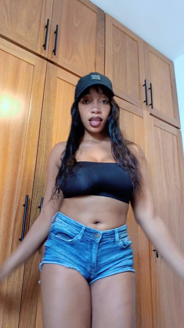 @Esmeralda
