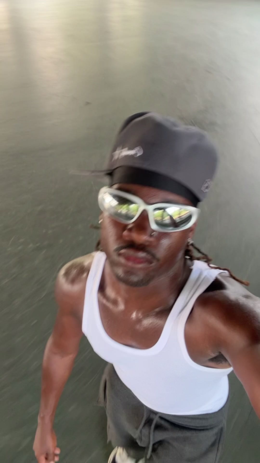 @CasuallyReggie
