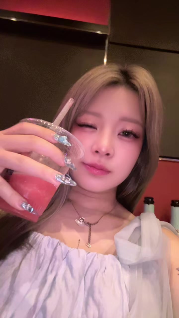 @Hina
