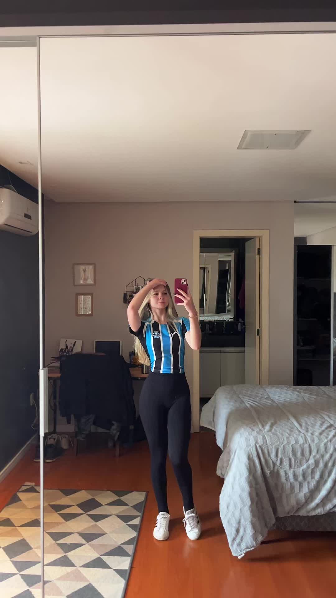 @Manu Vidal
