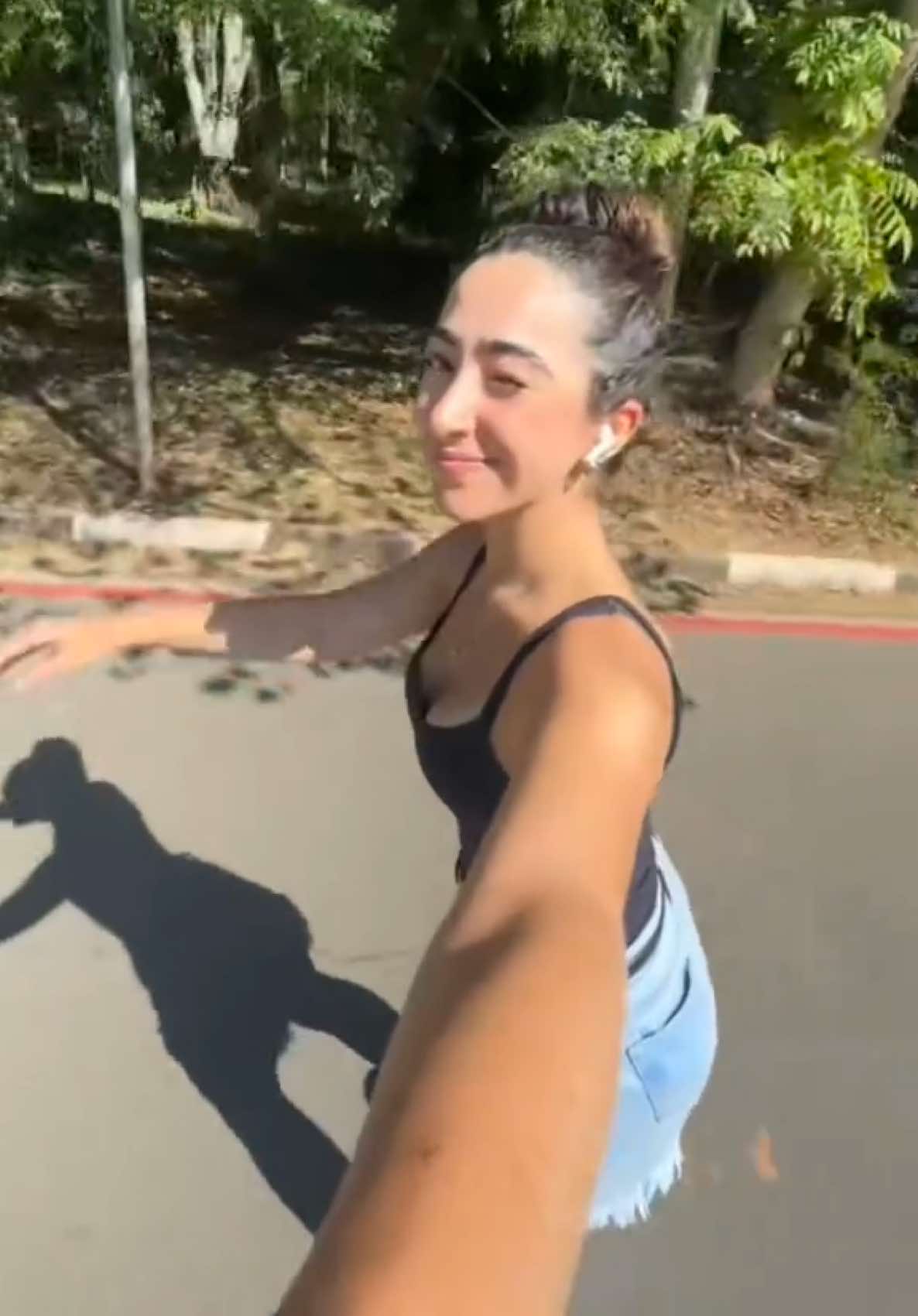@caroline