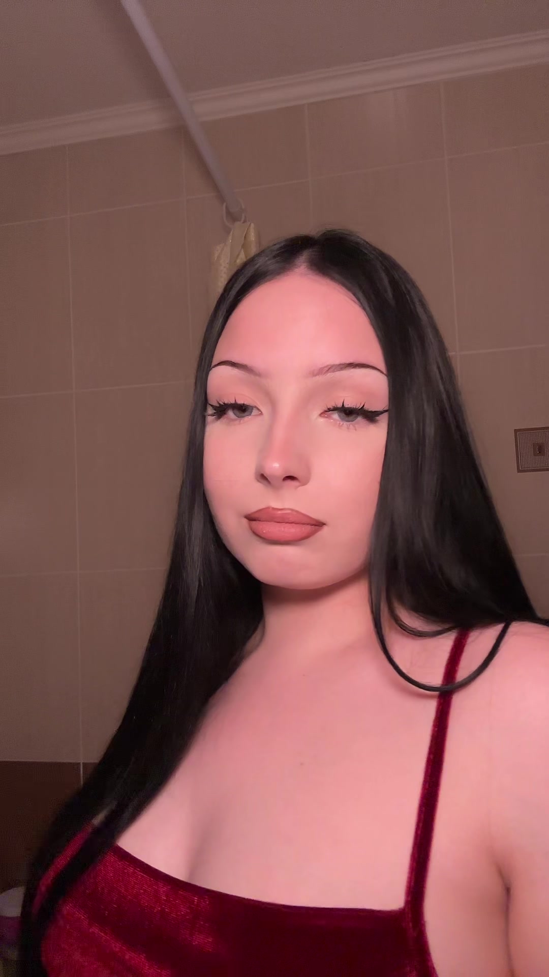 @𝒮ℴ𝒻𝒾𝒶