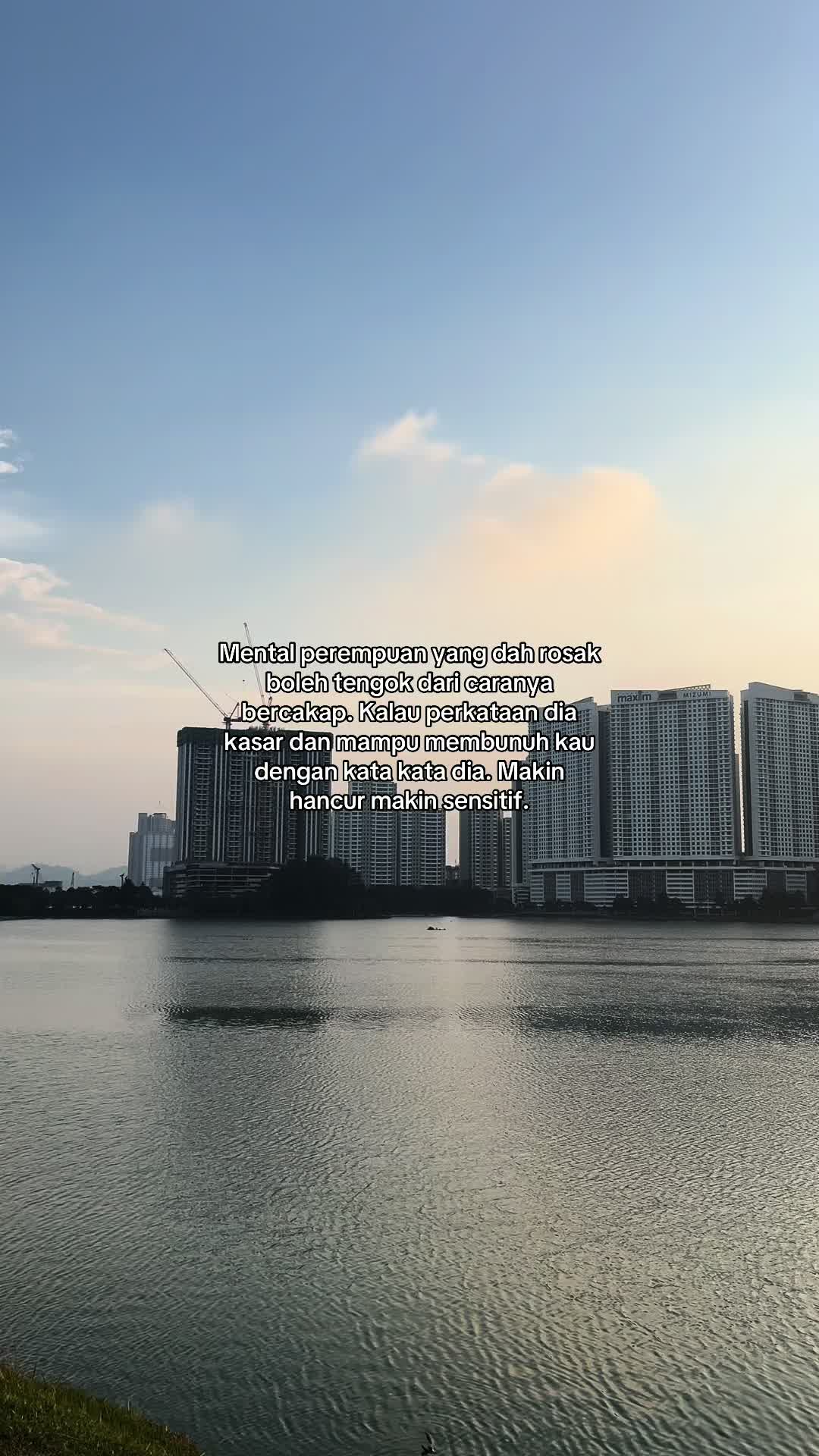 @𝐍 𝐚 𝐫 𝐚 🌼
