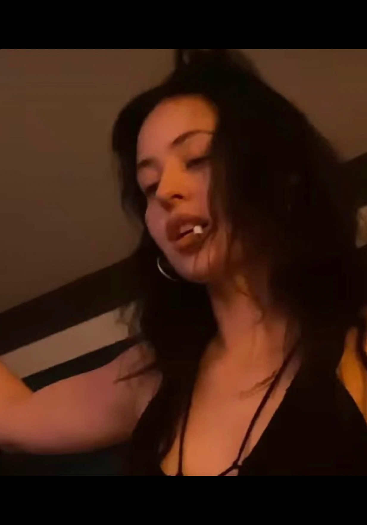 @mouthfullofaviana