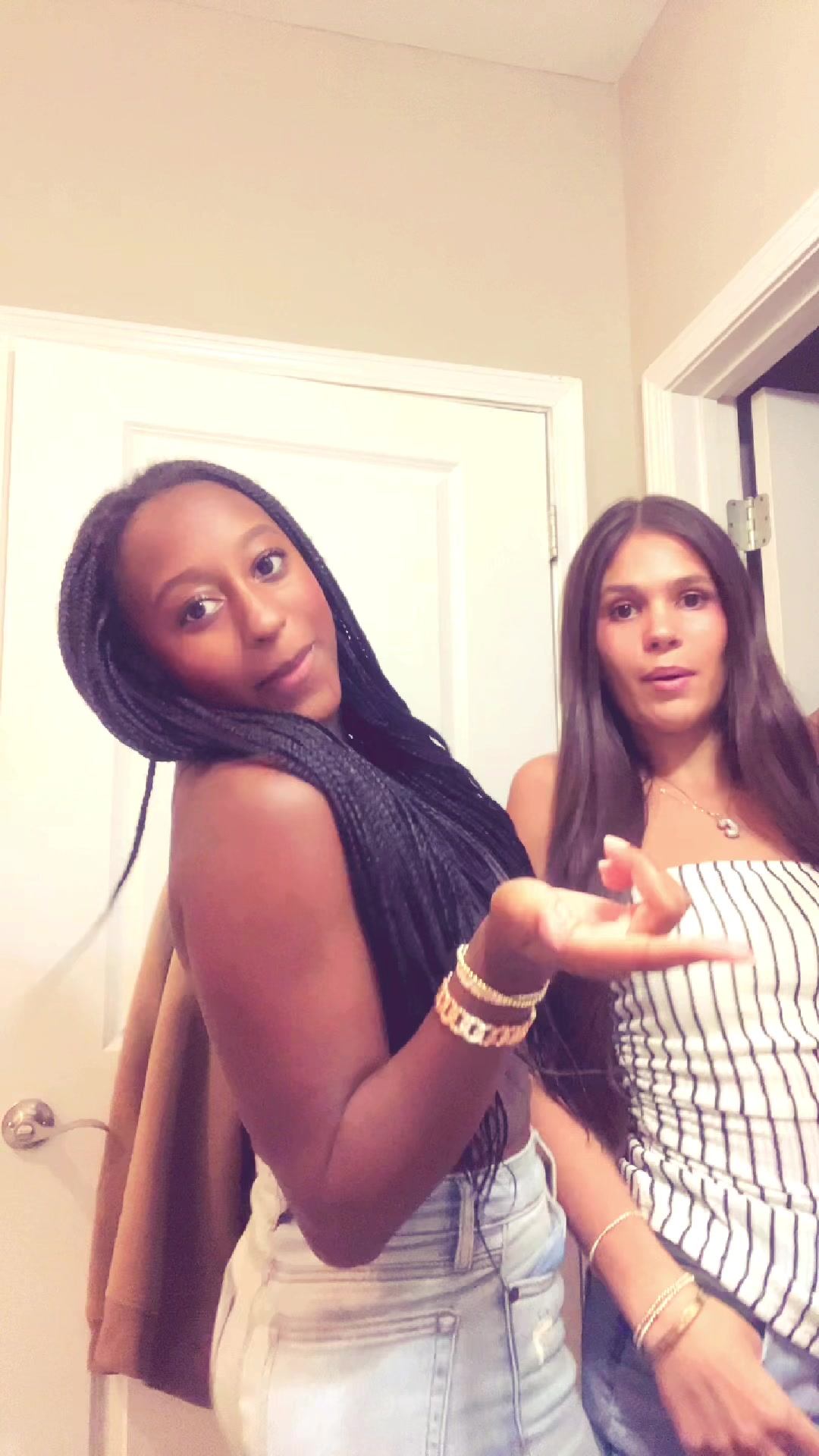 @Jayla