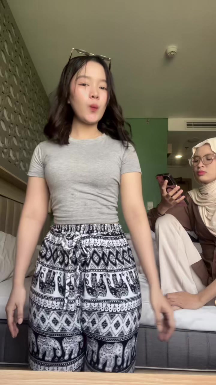 @Oka_laila13