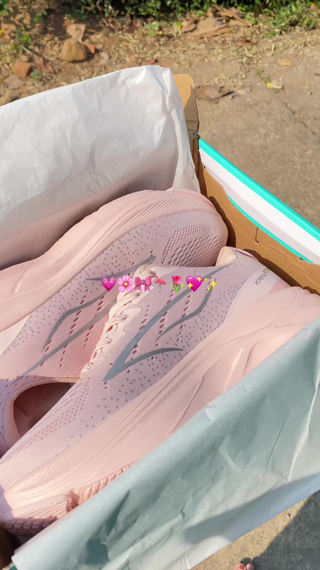 @putriii🦩