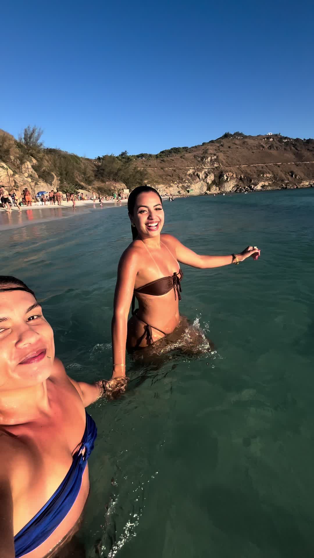 @ana clara