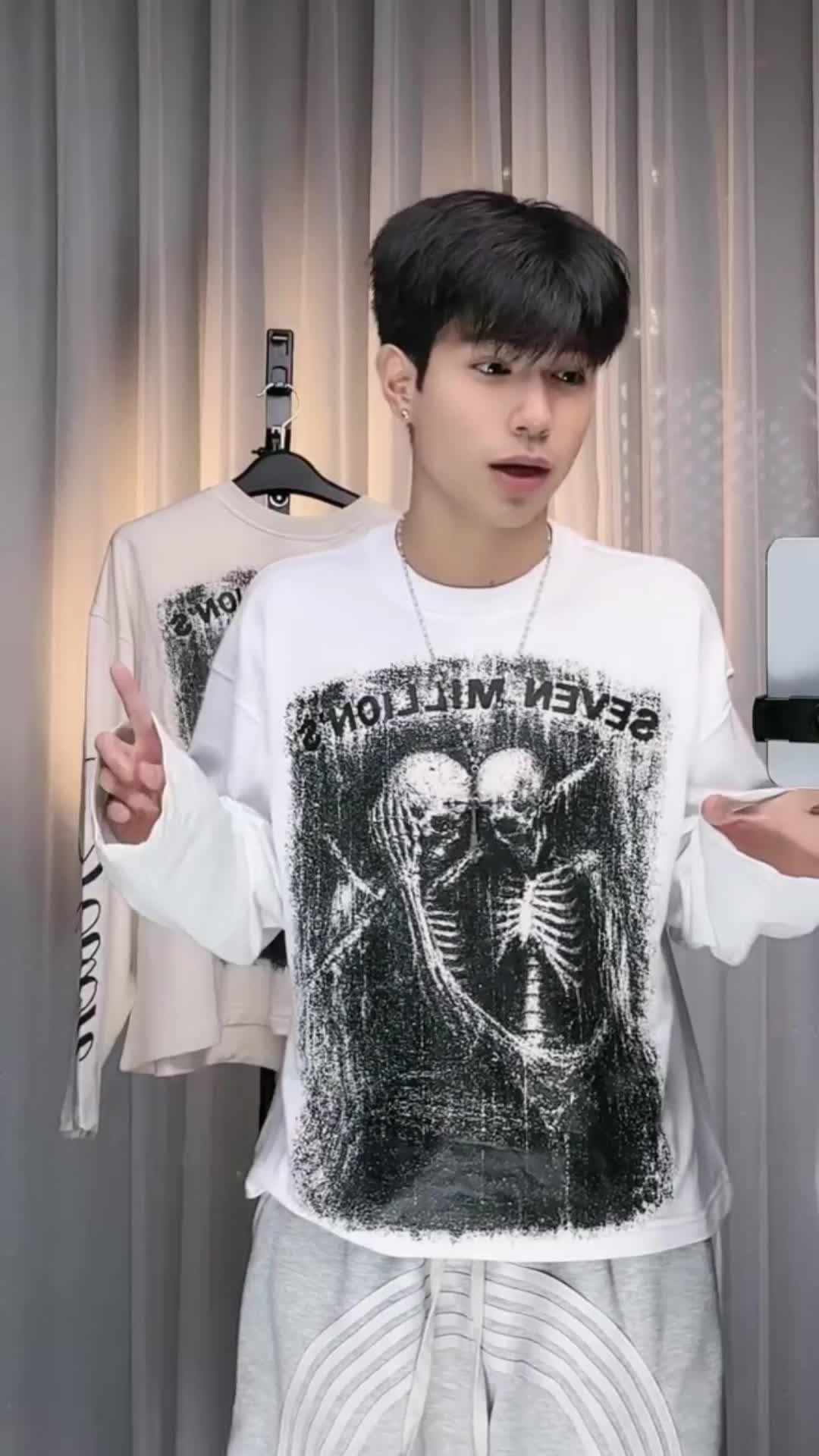 @Nhân vật phụ có gì?