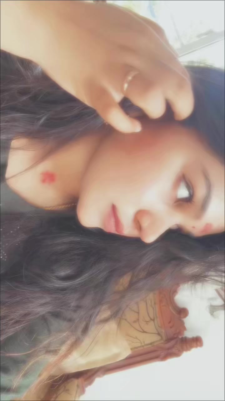 @Harini🪬