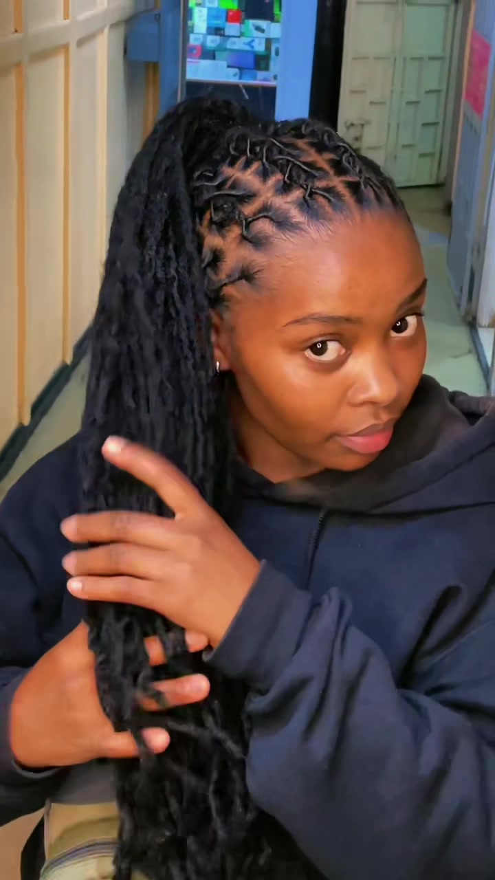 @crystal.peak.hair_254