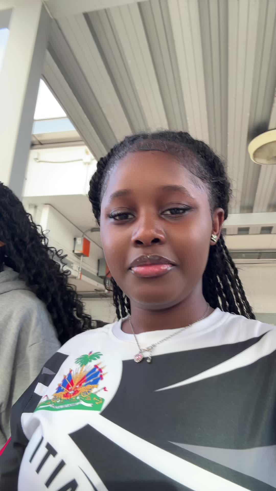 @Zoe1804🇭🇹