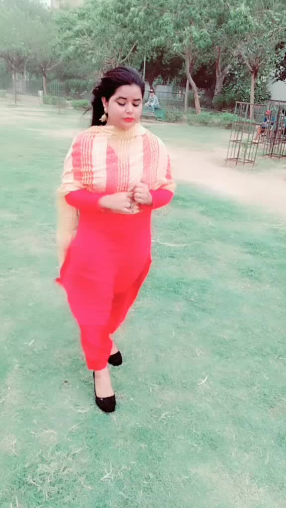 @👑sanjana 😍khanna👑