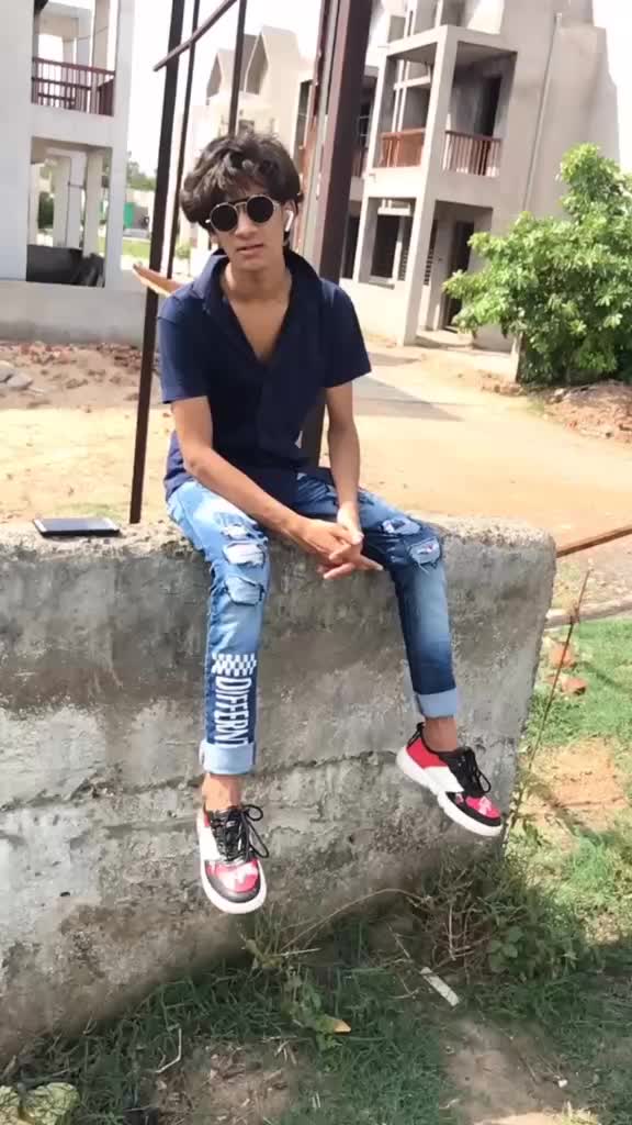 @Kais Gujrati