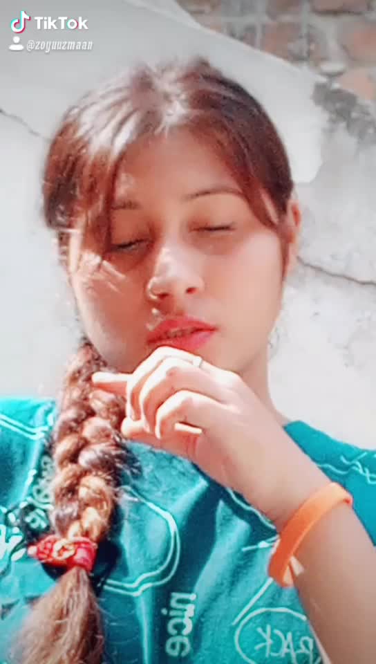 @zoyaangle