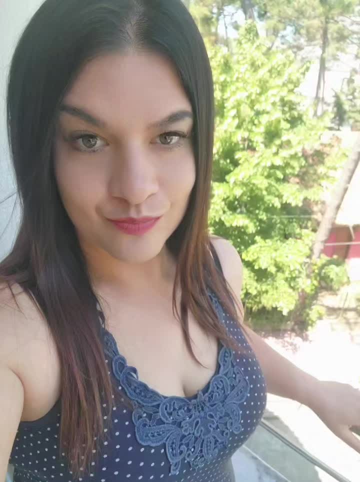 @Nela