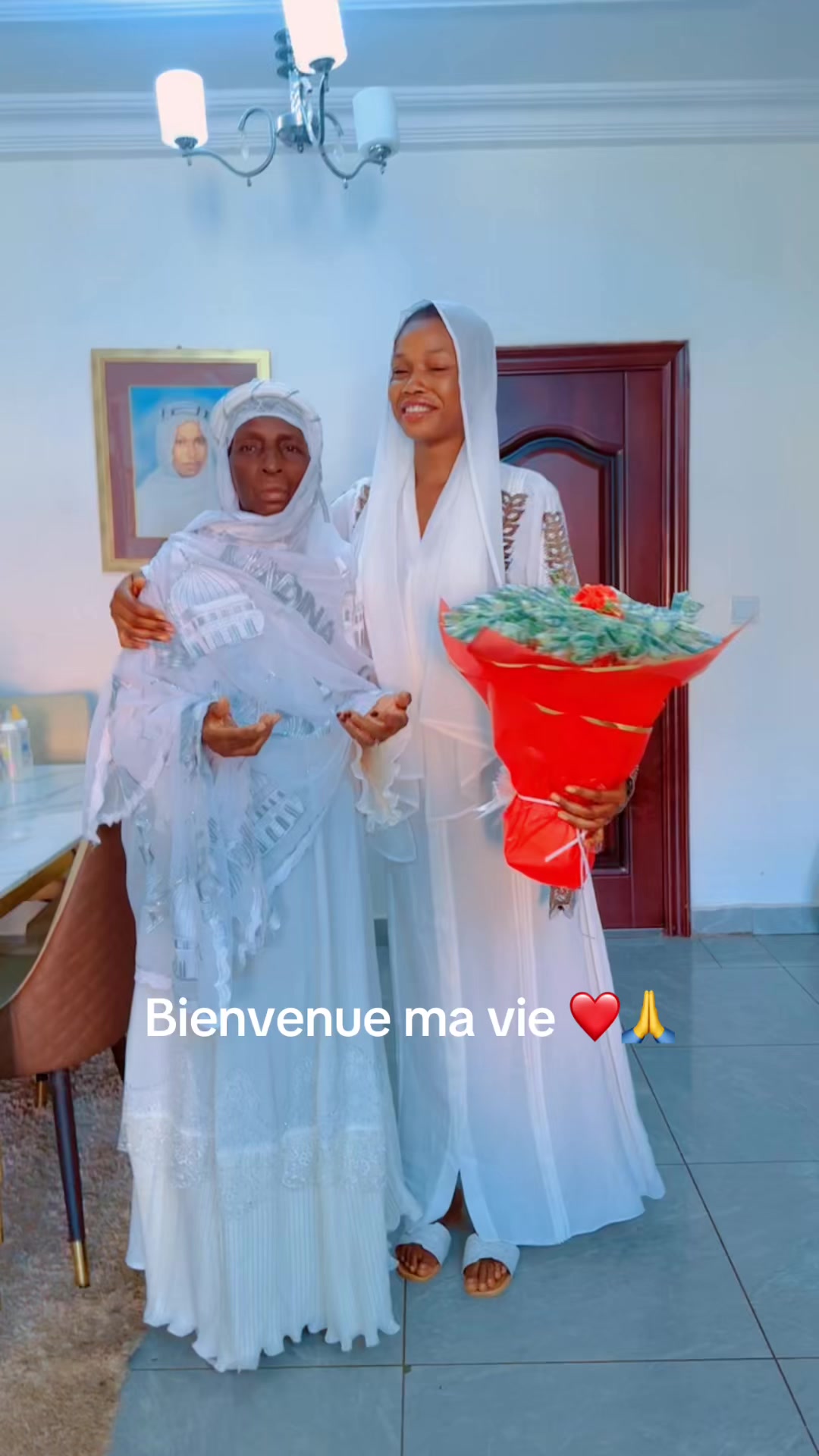 @A&iuml;cha ke&iuml;ta 🇬🇳🇫🇷
