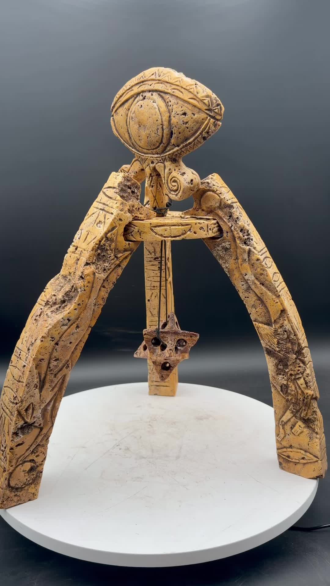 @Aliencarvings