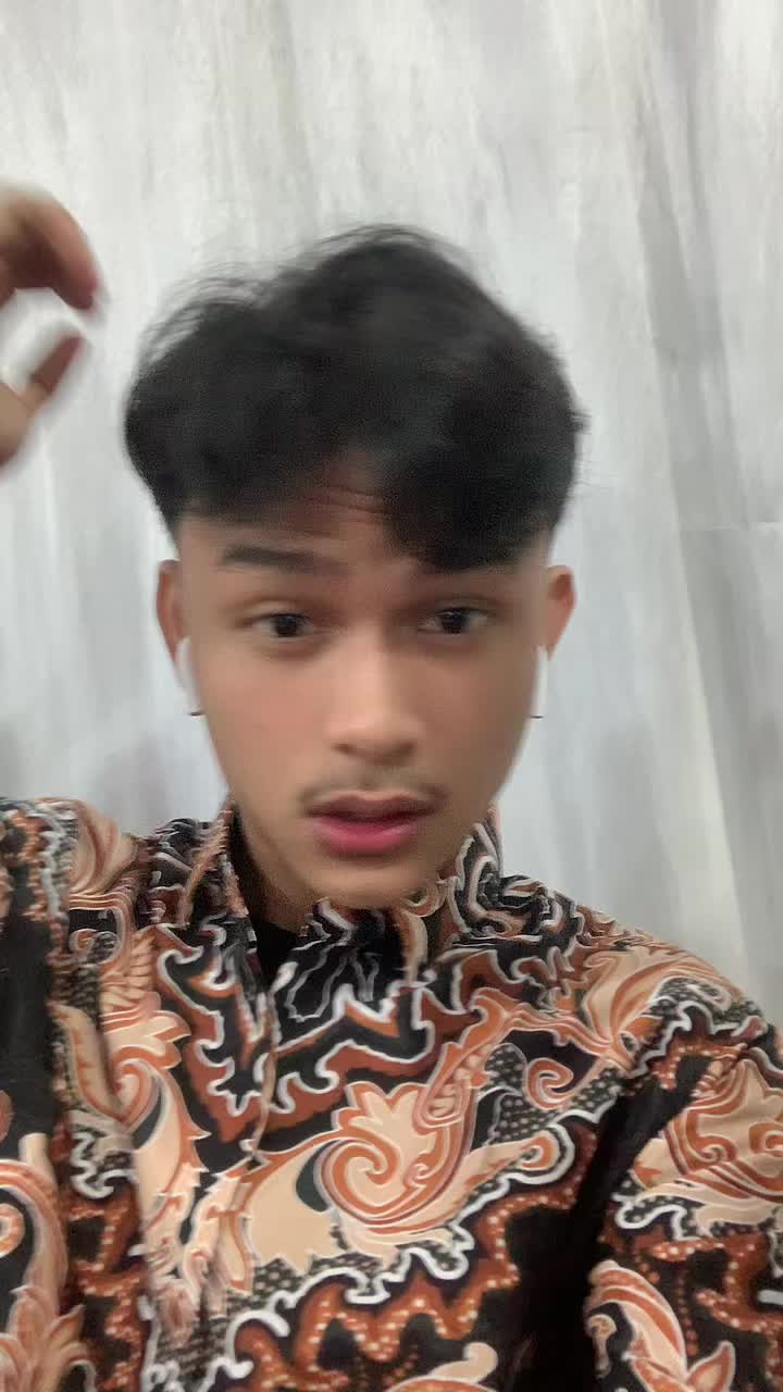 @riskisiregar
