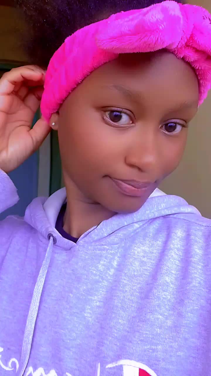 @💘𝖋𝖊𝖓𝖓𝖟👀