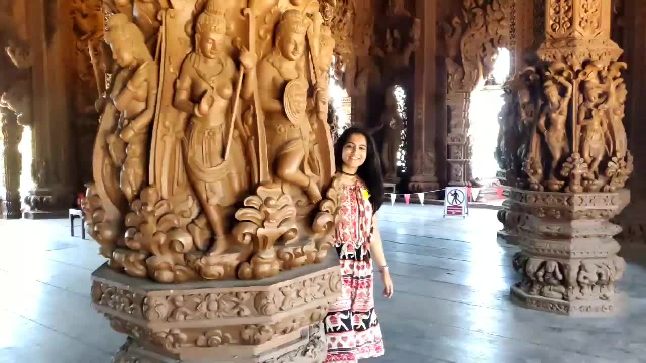 @mounika poreddy