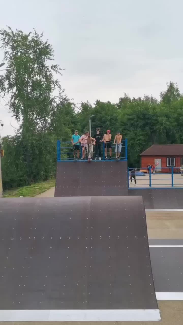 @Краш твоей мамы