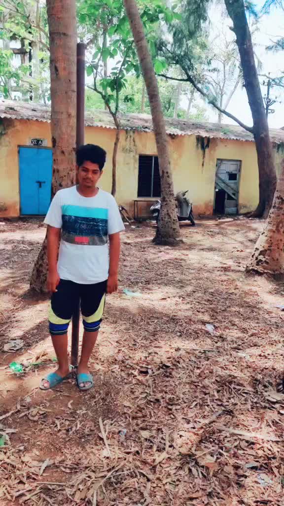 @RAJA KODURU♥️🖤😎