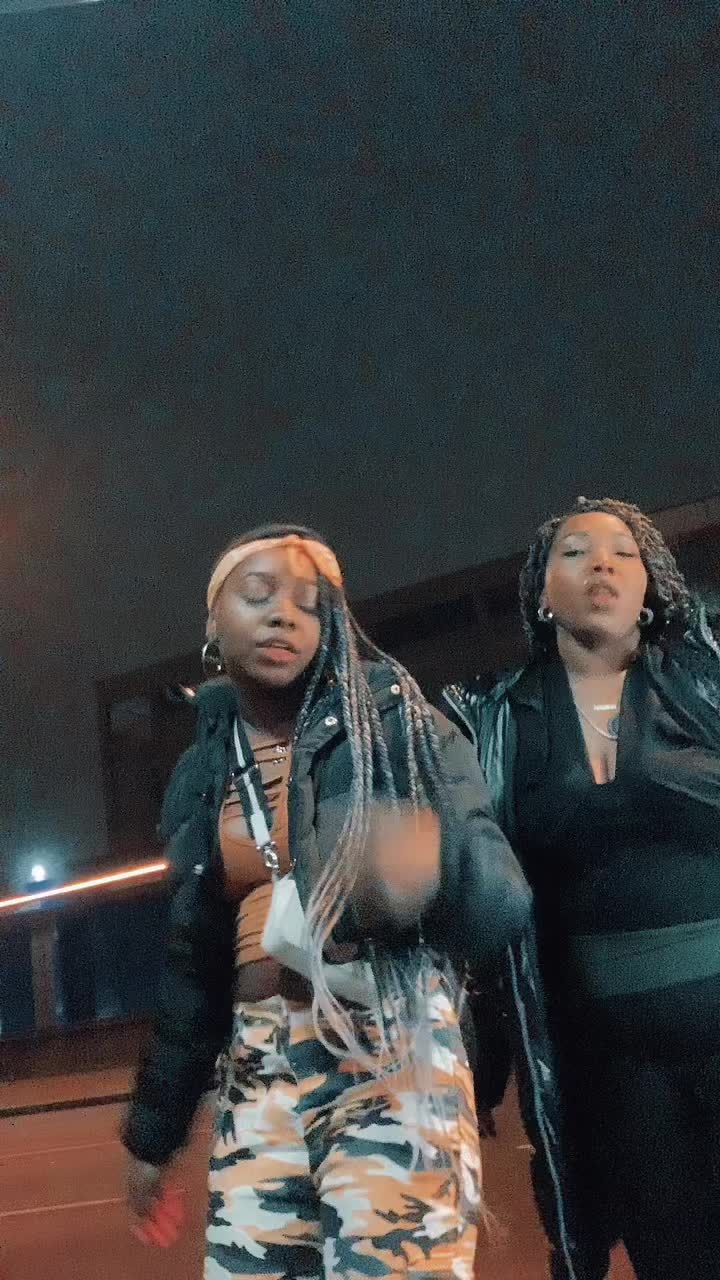 @Riri💋🇩🇲