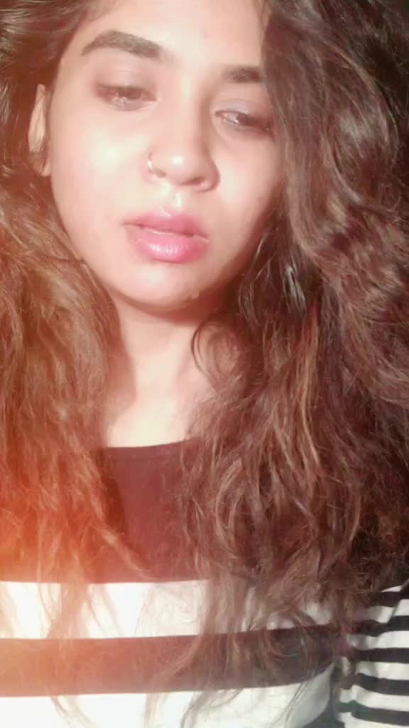 @am iniya here😎