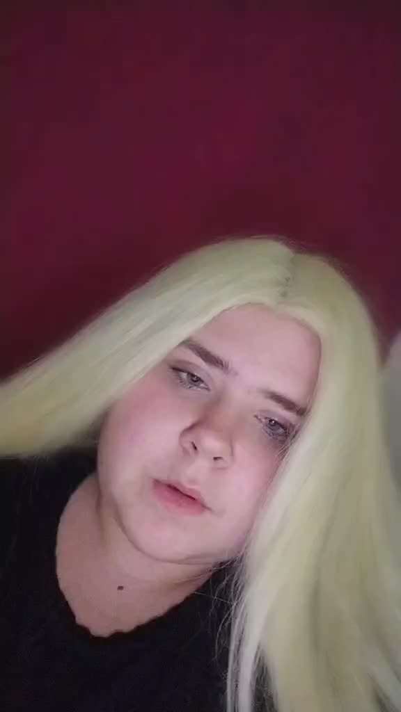 @🥴