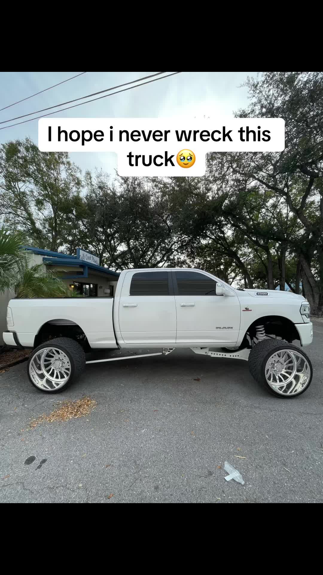 @BOBBY.BANDZ