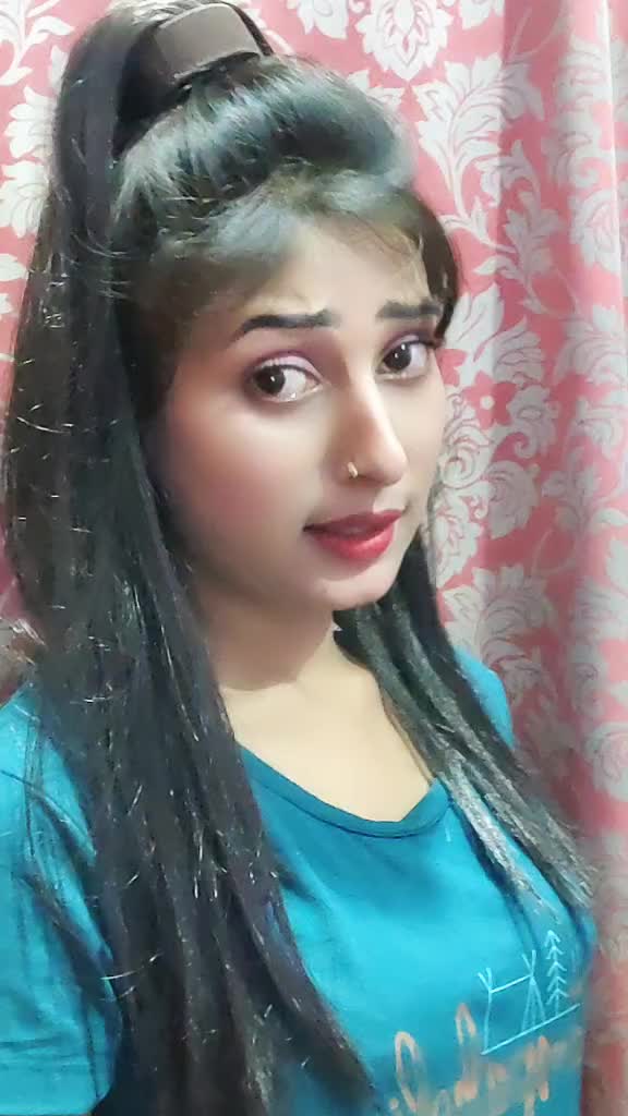 @Gorakhpuriya girl (Honey)😊