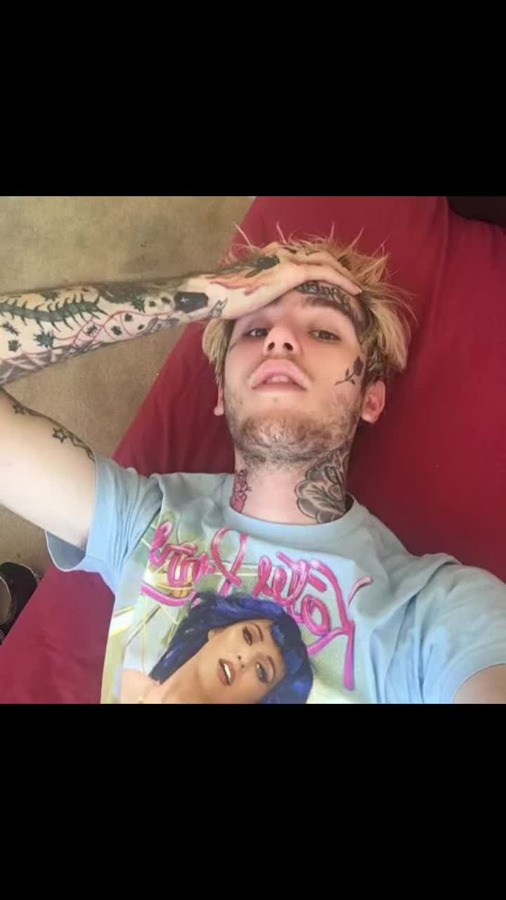 @Lil Peep 👀