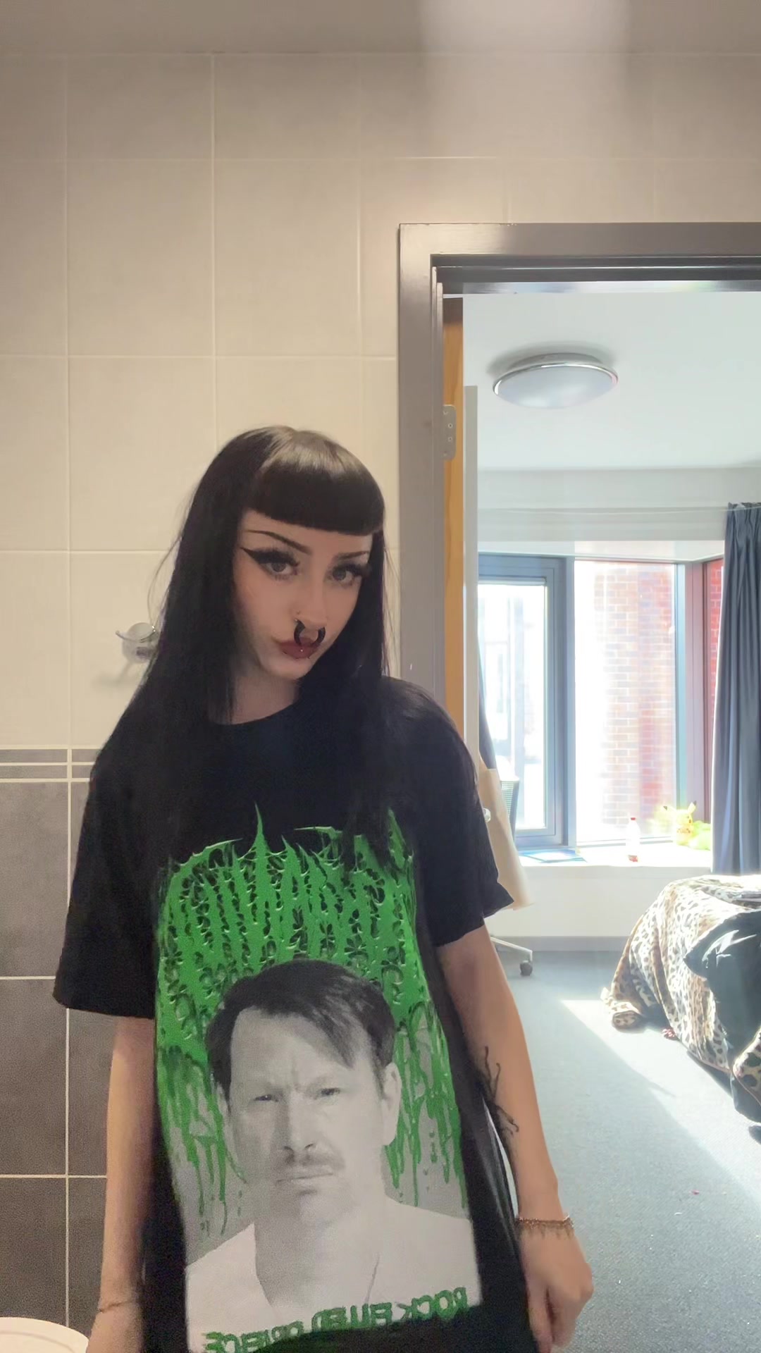 @𝔅𝔢𝔱𝔥