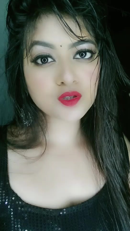 @MoubiPakhi💚❤