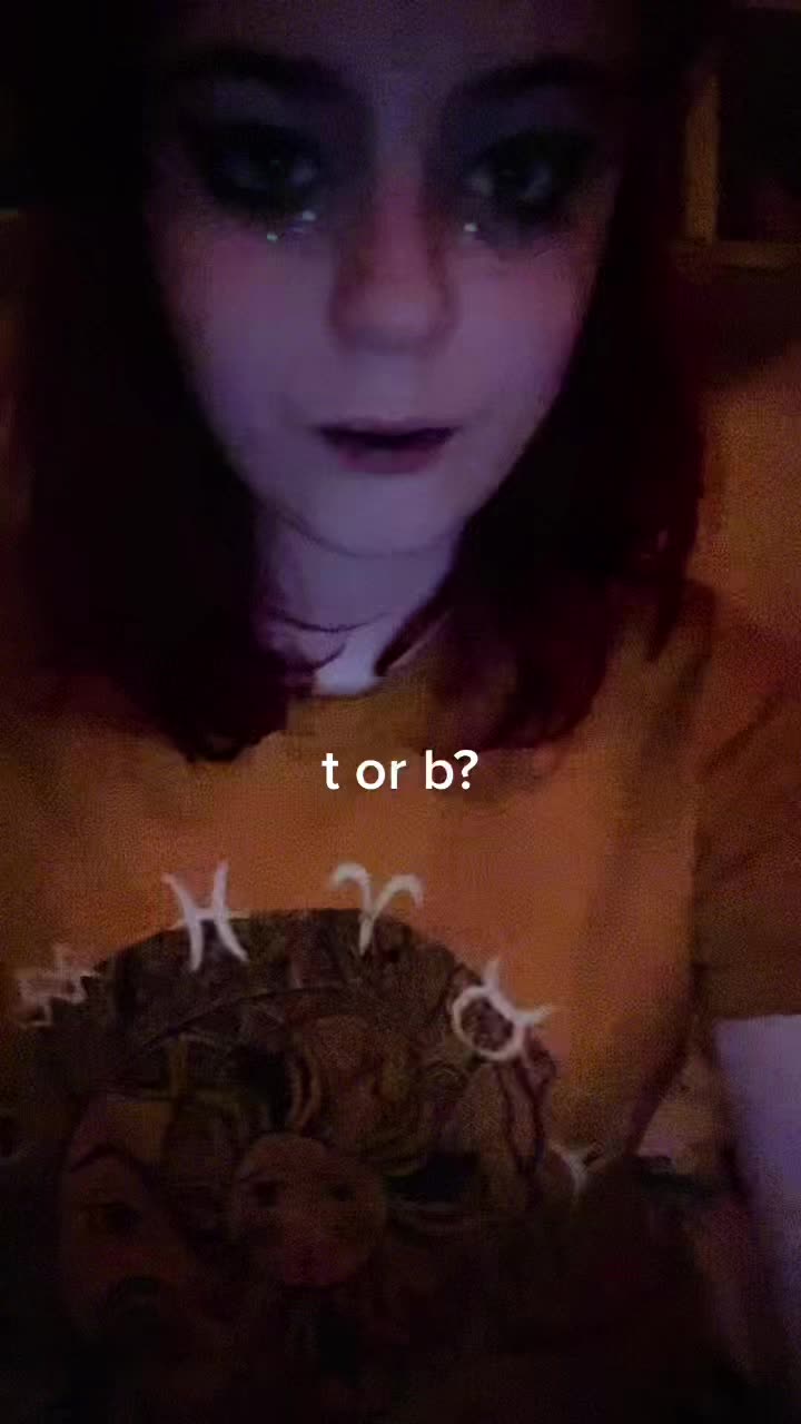 @leaves🍃🛒👨&zwj;❤️&zwj;💋&zwj;👨